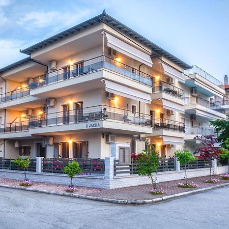 U Jacka Apartment Neoi Poroi Exterior photo