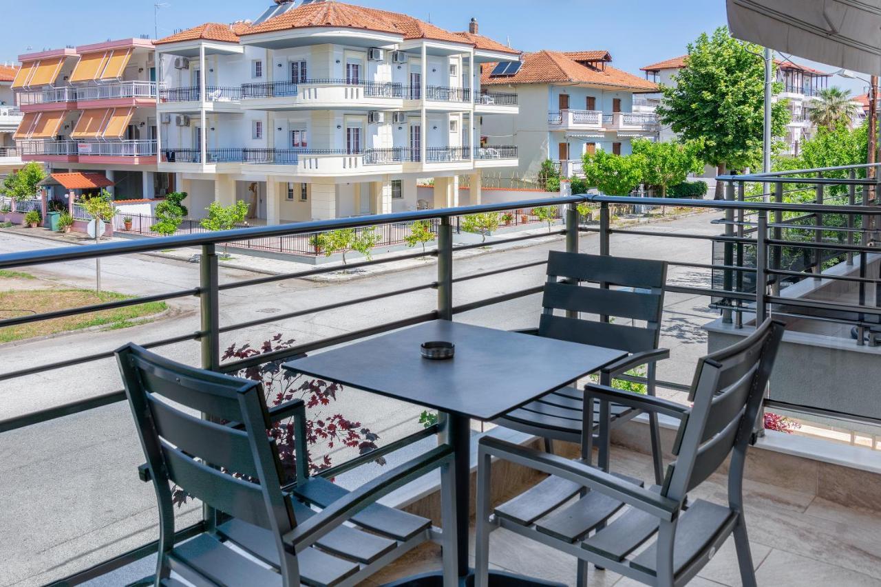 U Jacka Apartment Neoi Poroi Exterior photo
